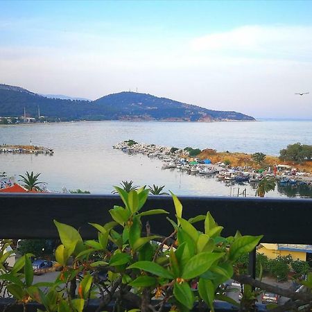 Port View Suites Kavala Exteriör bild