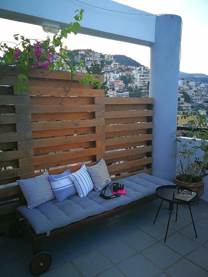 Port View Suites Kavala Exteriör bild